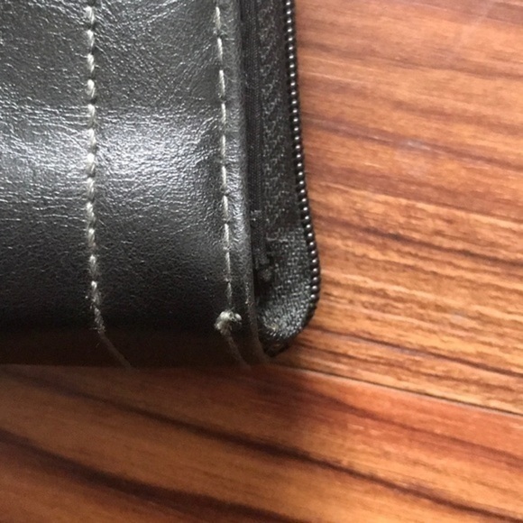 3 wallets no brand names - Picture 3 of 6